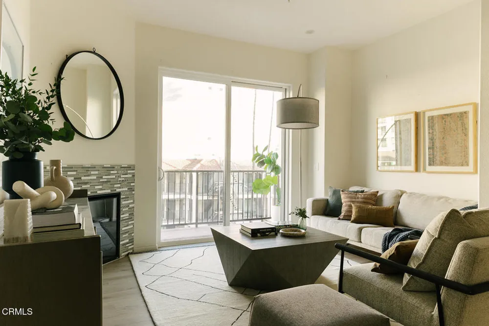 124 W Colorado Street #307 Glendale, CA 91204