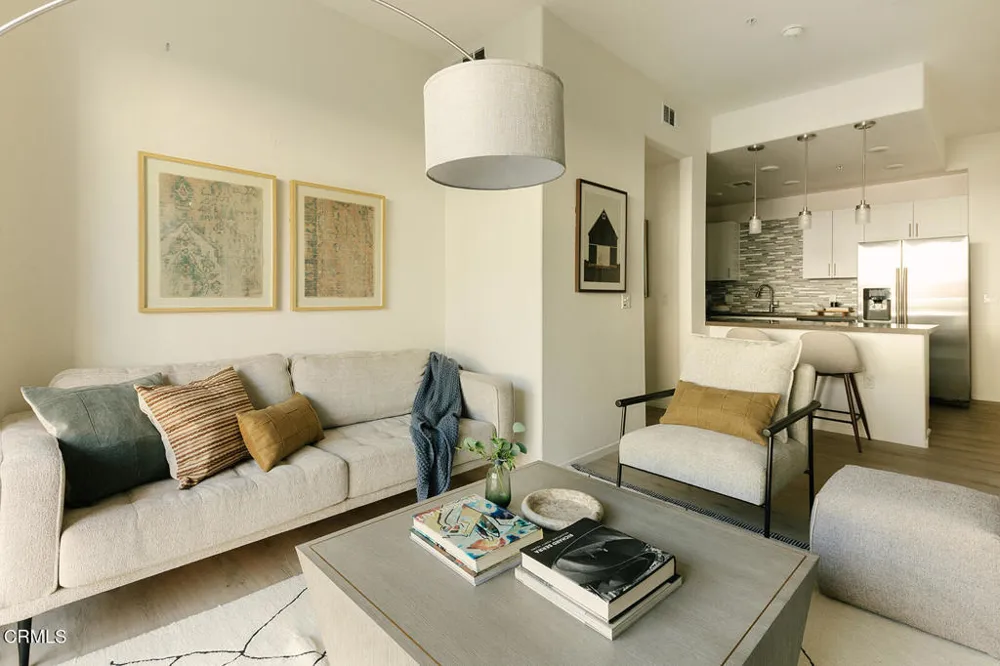 124 W Colorado Street #307 Glendale, CA 91204