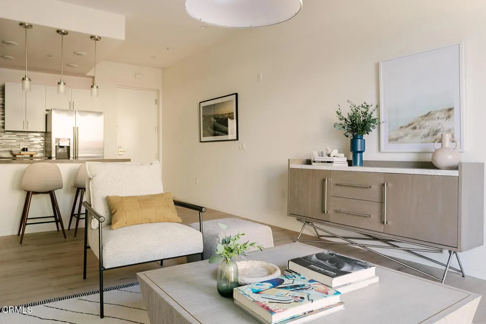 124 W Colorado Street #307 Glendale, CA 91204