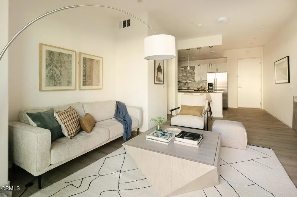 124 W Colorado Street #307 Glendale, CA 91204