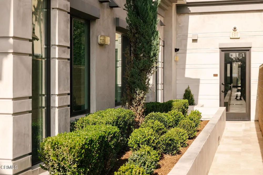 124 W Colorado Street #307 Glendale, CA 91204