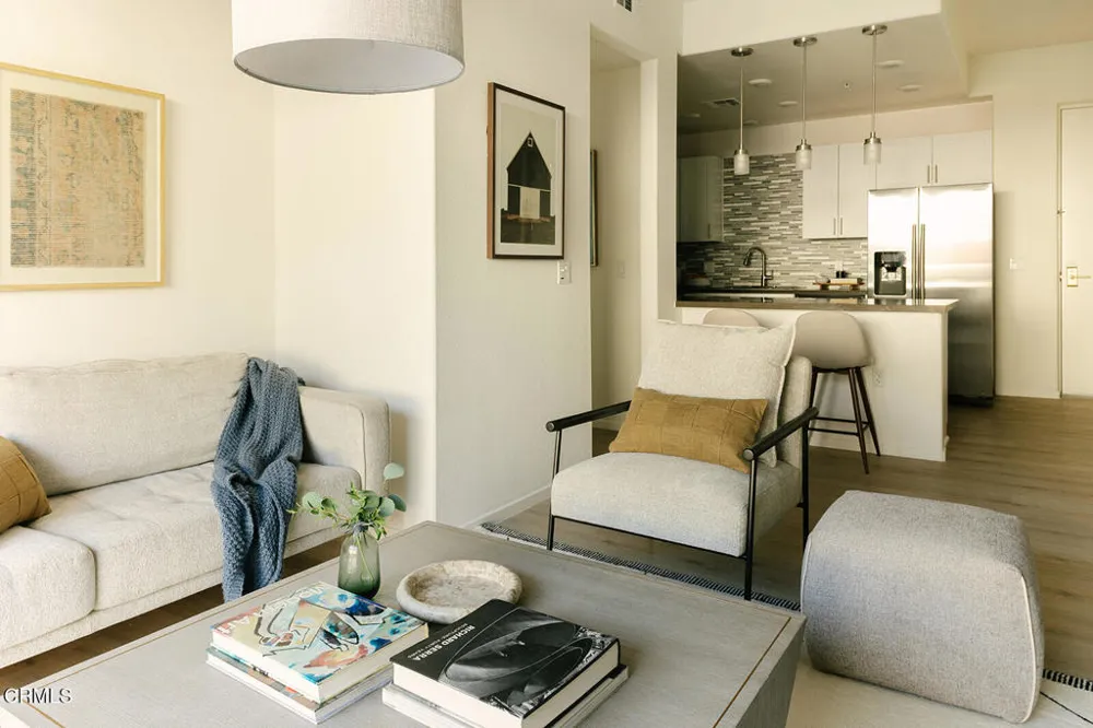 124 W Colorado Street #307 Glendale, CA 91204