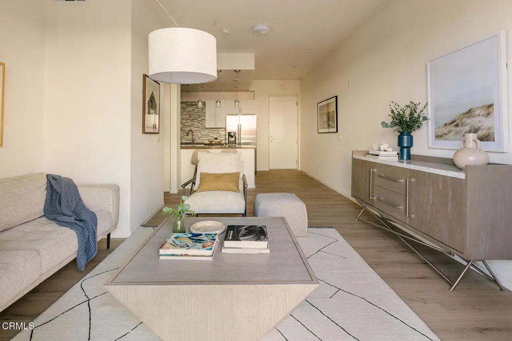 124 W Colorado Street #307 Glendale, CA 91204