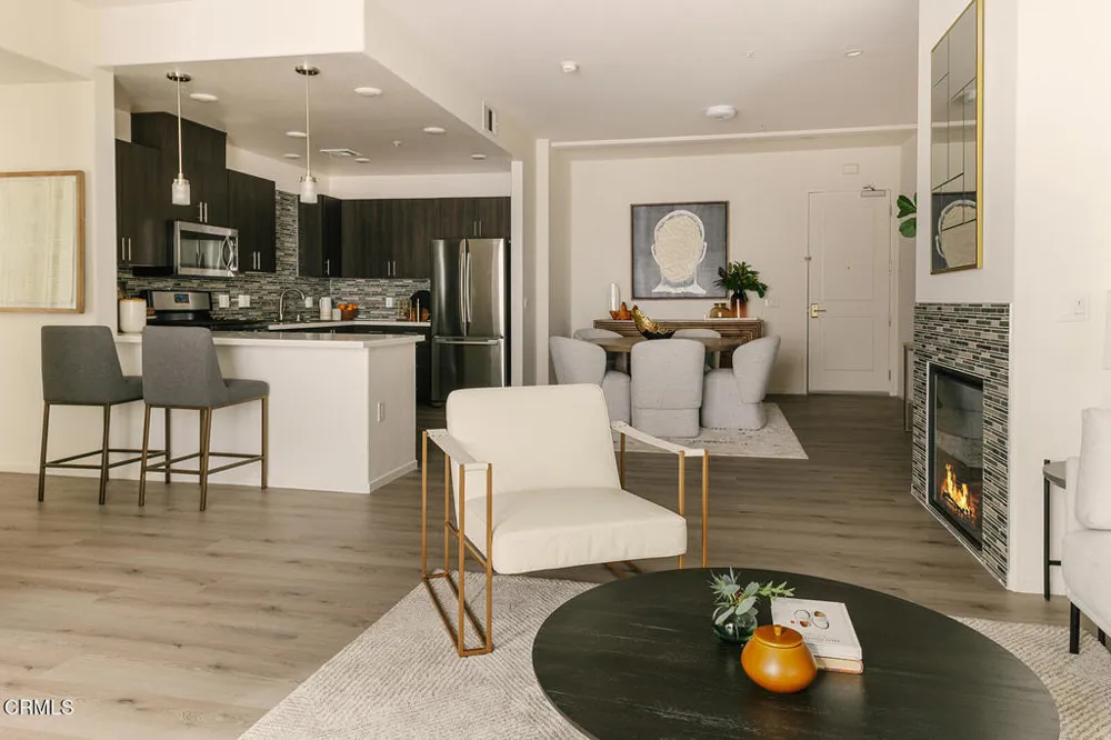 124 W Colorado Street #302 Glendale, CA 91204