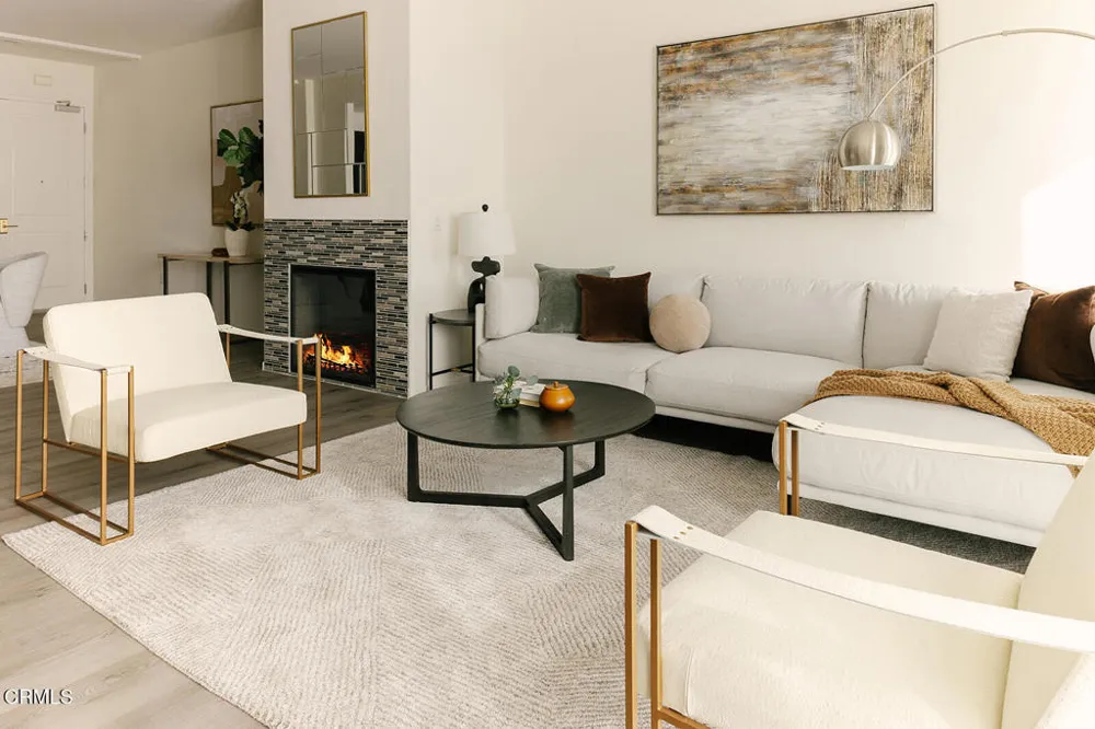 124 W Colorado Street #302 Glendale, CA 91204