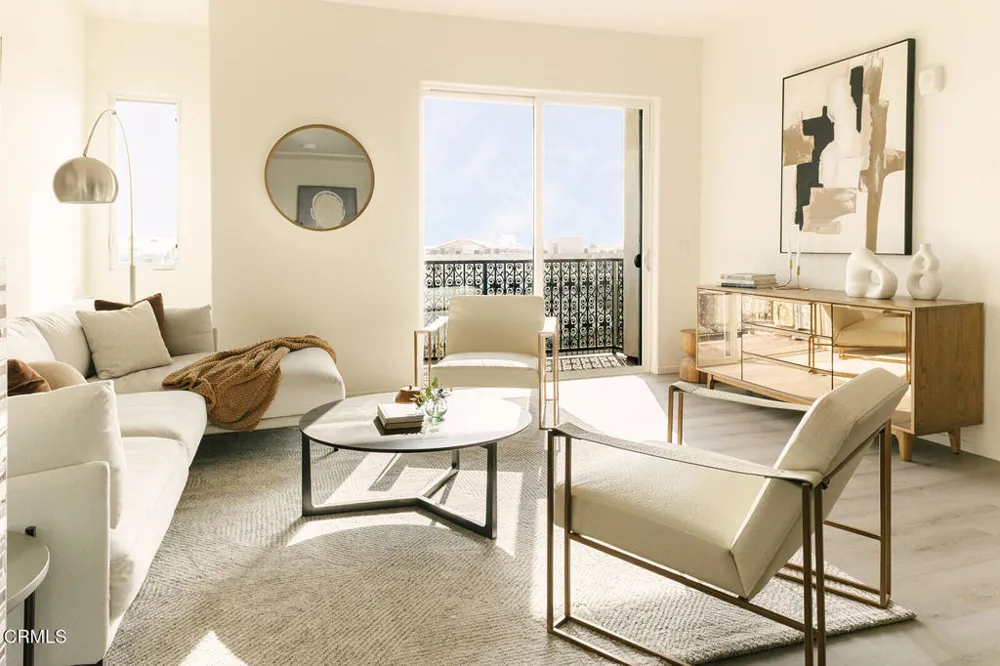 124 W Colorado Street #302 Glendale, CA 91204