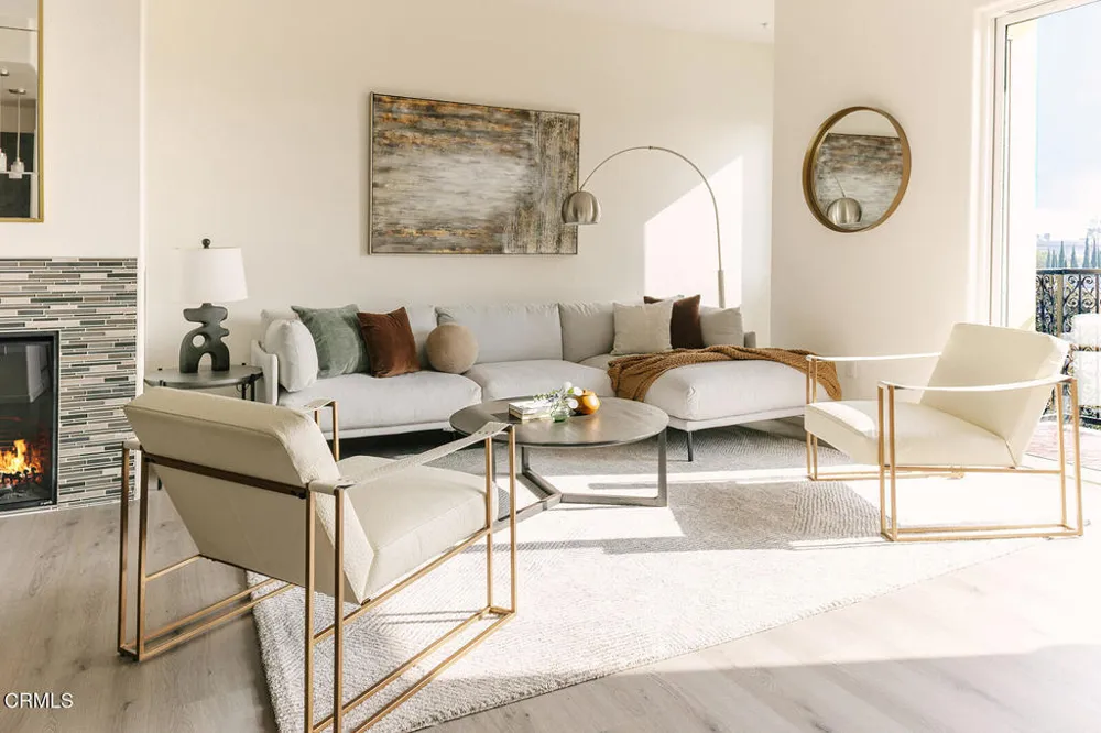 124 W Colorado Street #302 Glendale, CA 91204