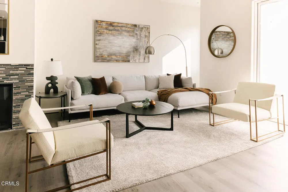 124 W Colorado Street #302 Glendale, CA 91204