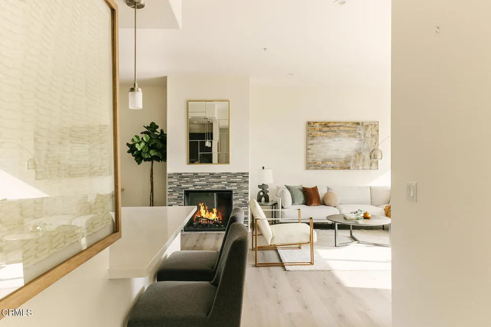 124 W Colorado Street #302 Glendale, CA 91204