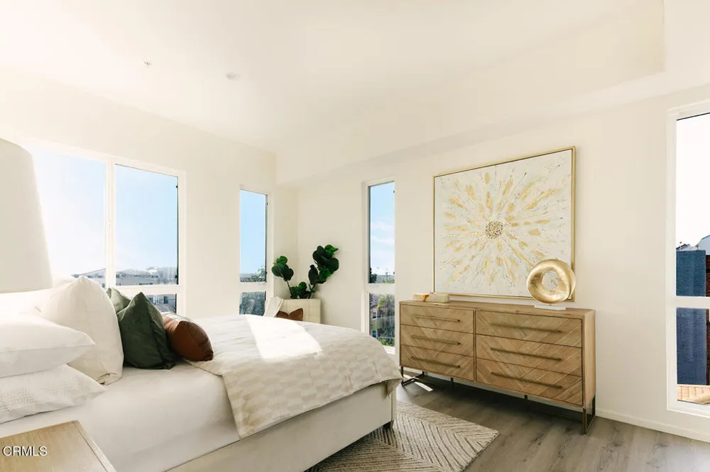 124 W Colorado Street #302 Glendale, CA 91204