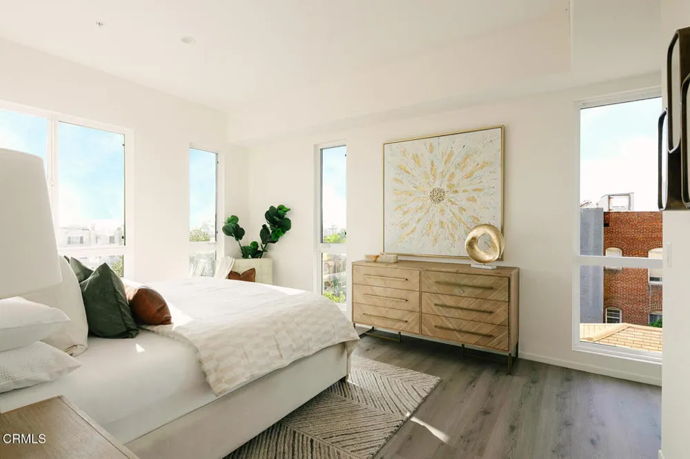124 W Colorado Street #302 Glendale, CA 91204