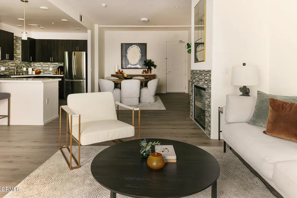124 W Colorado Street #302 Glendale, CA 91204