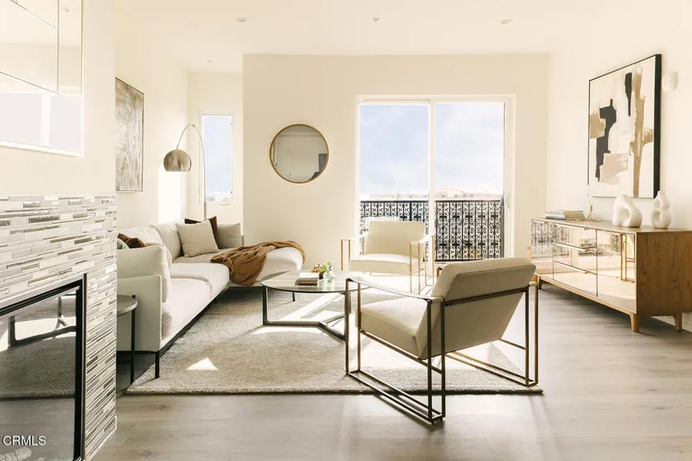 124 W Colorado Street #302 Glendale, CA 91204