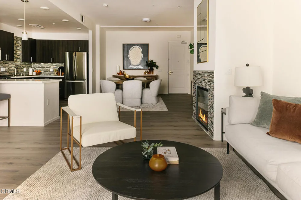 124 W Colorado Street #302 Glendale, CA 91204