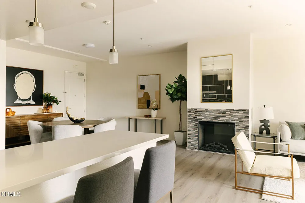 124 W Colorado Street #302 Glendale, CA 91204