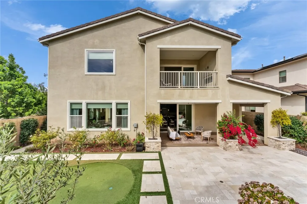 114 Crossover Irvine, CA 92618