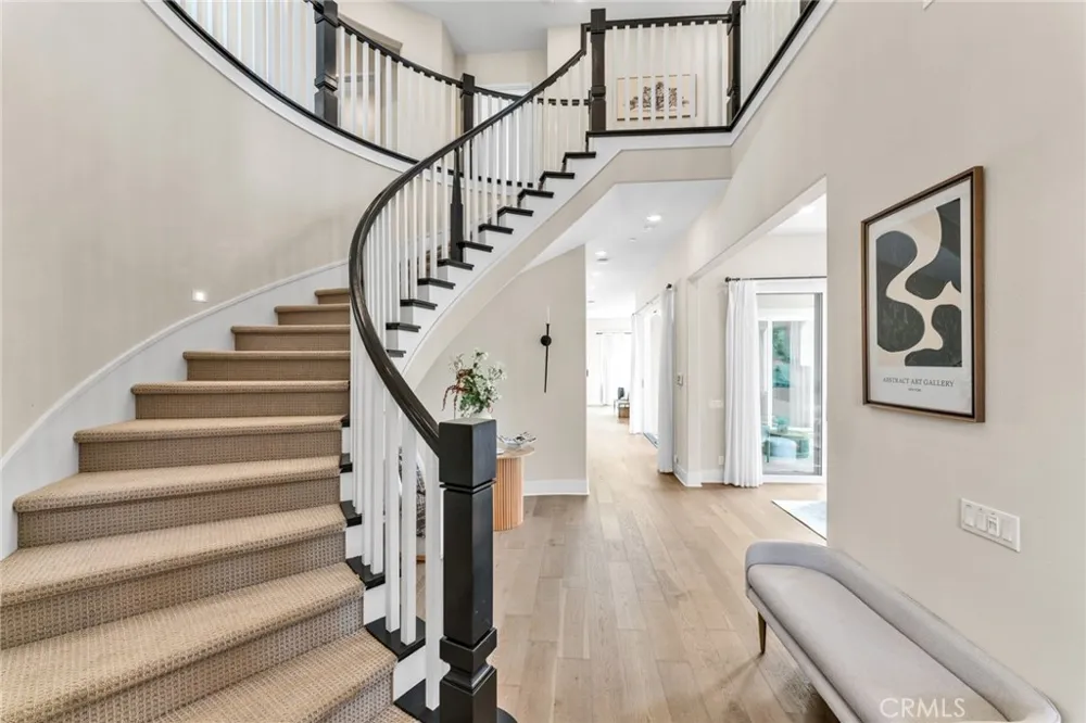 114 Crossover Irvine, CA 92618