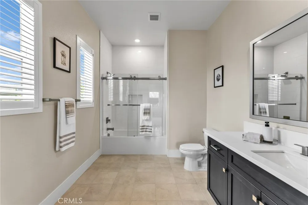 114 Crossover Irvine, CA 92618