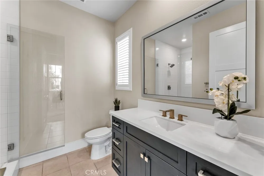 114 Crossover Irvine, CA 92618