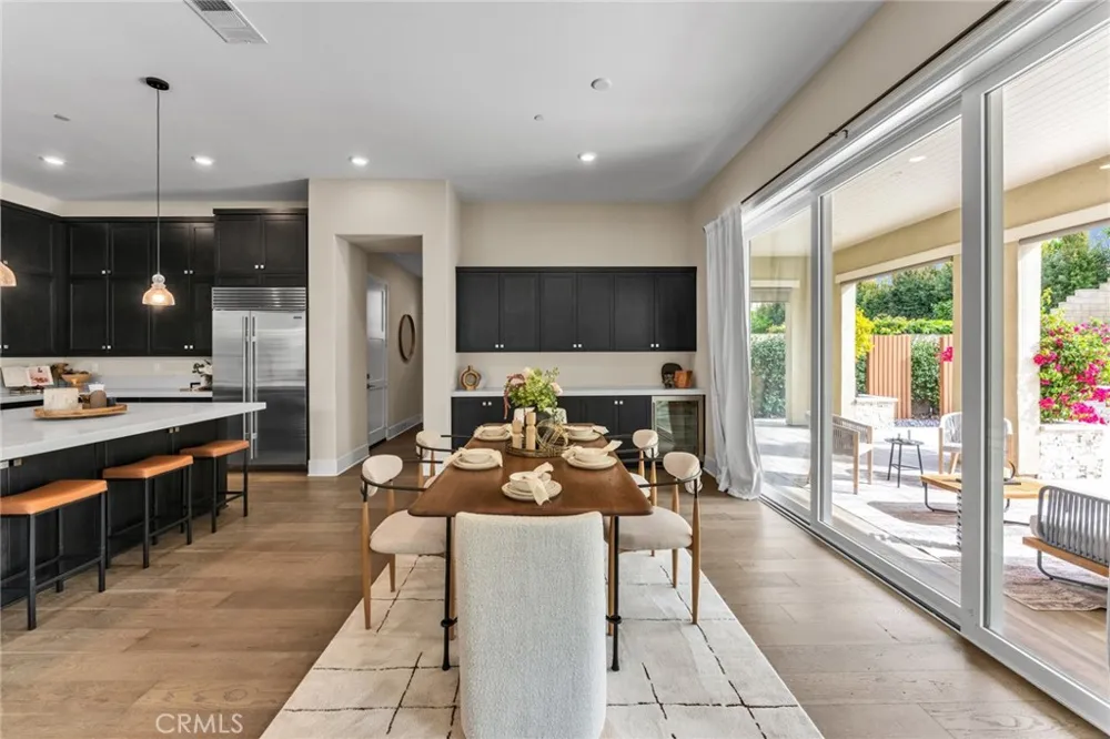 114 Crossover Irvine, CA 92618