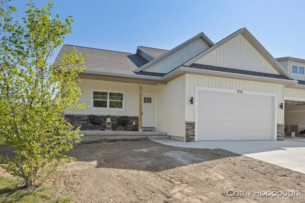1976 Aspen Vly Lane Ionia City, MI 48846