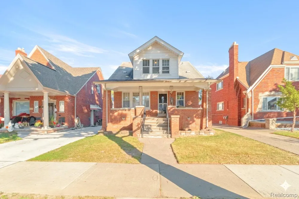 7658 Appoline Street