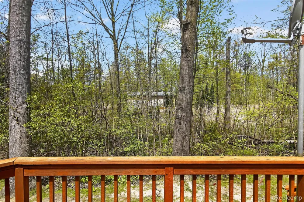 606 Shady Maple Drive Wixom City, MI 48393