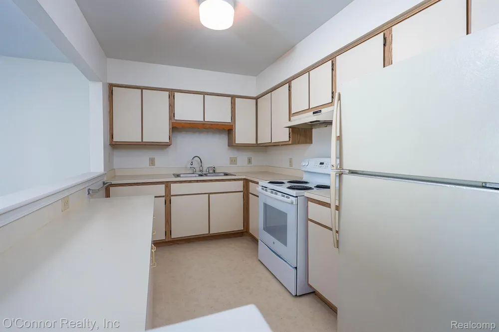 1660 River Road #53 Marysville City, MI 48040