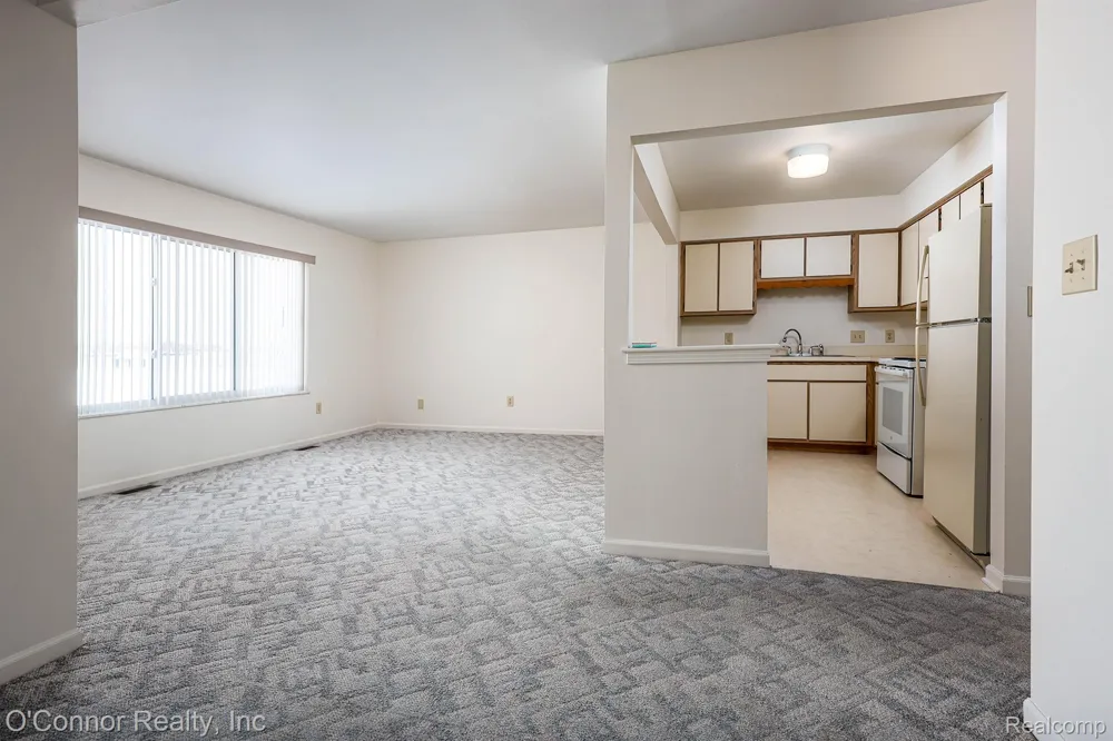 1660 River Road #53 Marysville City, MI 48040