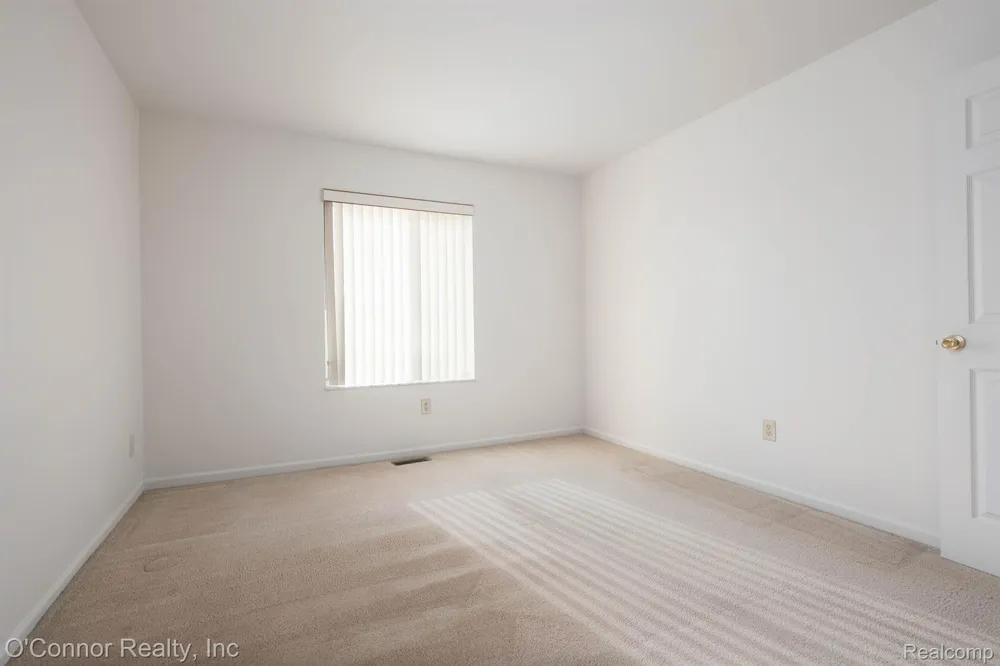 1660 River Road #53 Marysville City, MI 48040