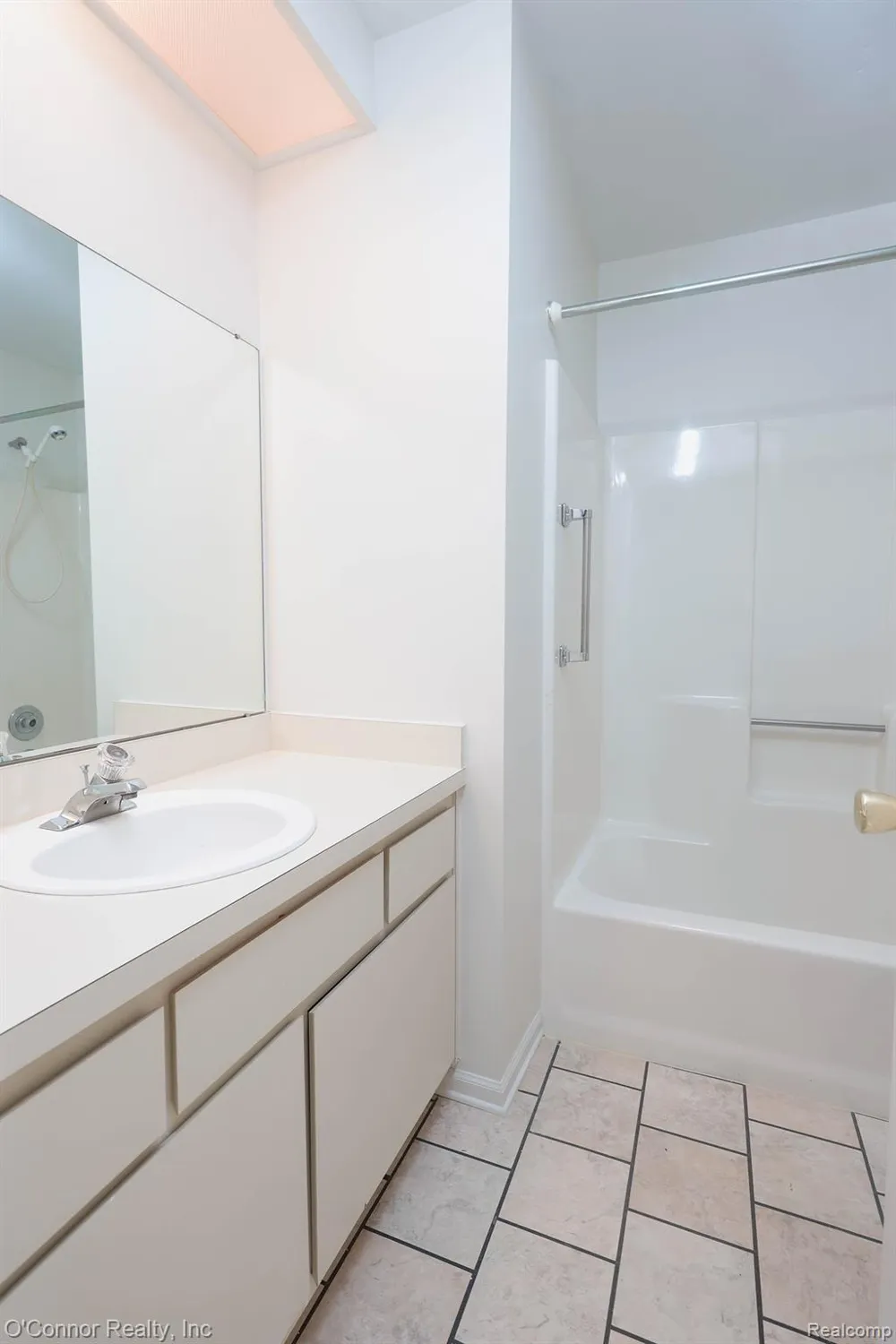 1660 River Road #53 Marysville City, MI 48040