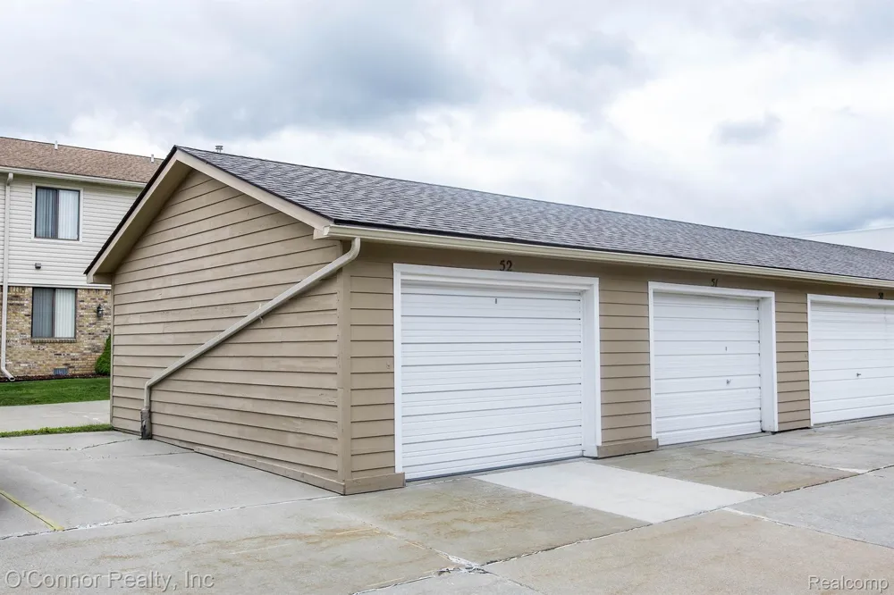 1660 River Road #53 Marysville City, MI 48040