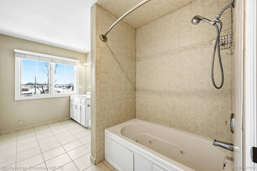 9996 Tashmoo Lane #2 Clay Township, MI 48001