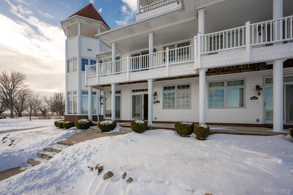 9996 Tashmoo Lane #2 Clay Township, MI 48001