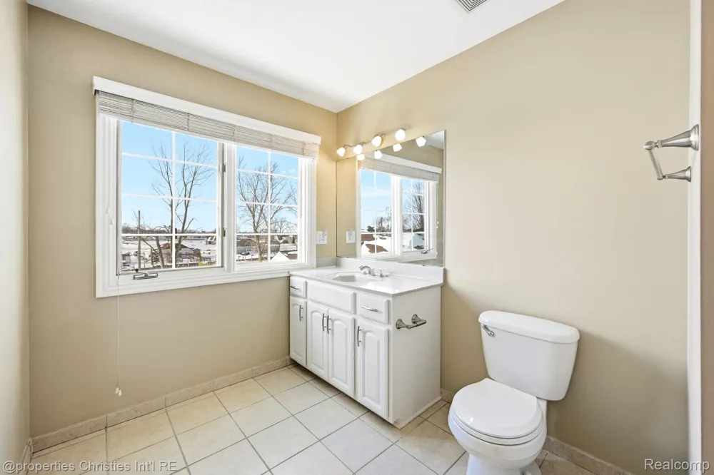 9996 Tashmoo Lane #2 Clay Township, MI 48001