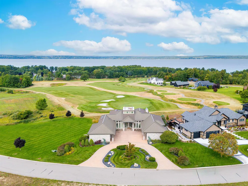 4173 Dornoch Court Acme Township, MI 49690