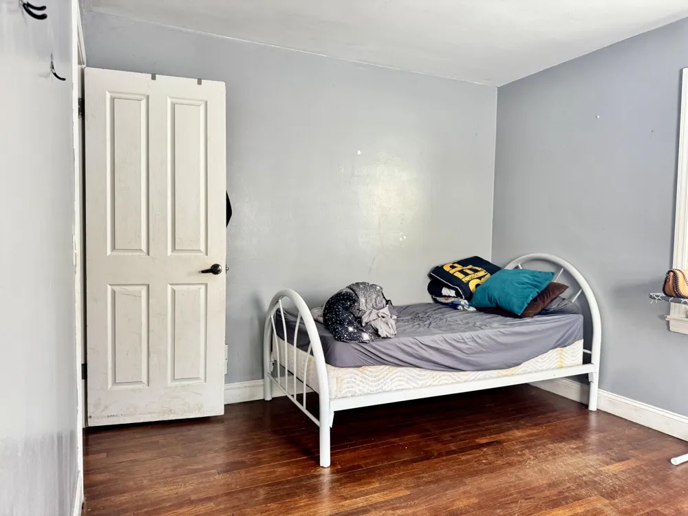 1223 Parchmount Avenue Parchment City, MI 49004