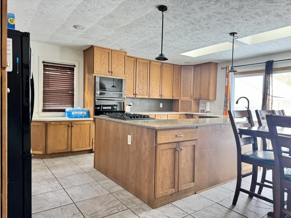 1223 Parchmount Avenue Parchment City, MI 49004