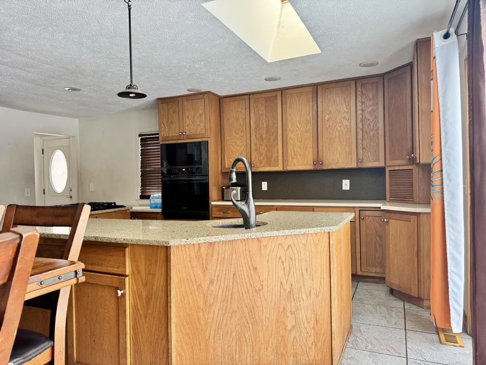 1223 Parchmount Avenue Parchment City, MI 49004