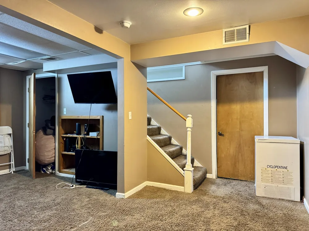 1223 Parchmount Avenue Parchment City, MI 49004