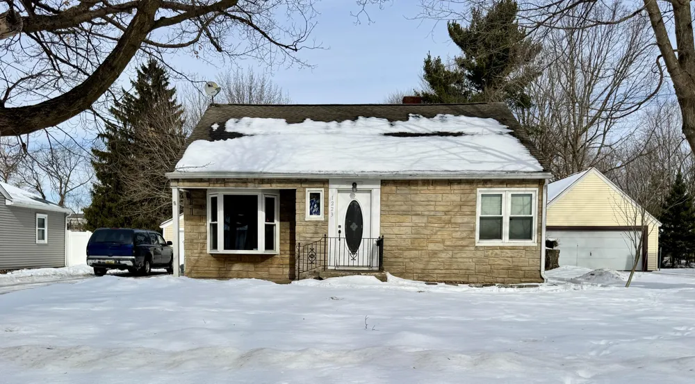1223 Parchmount Avenue Parchment City, MI 49004
