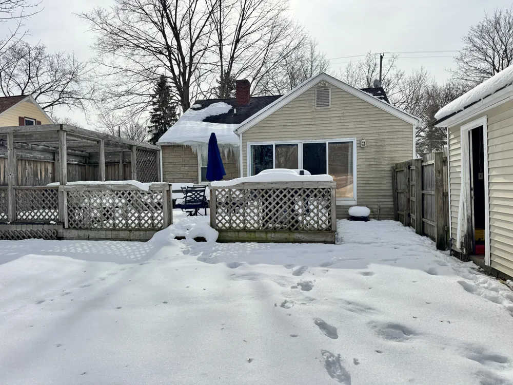 1223 Parchmount Avenue Parchment City, MI 49004