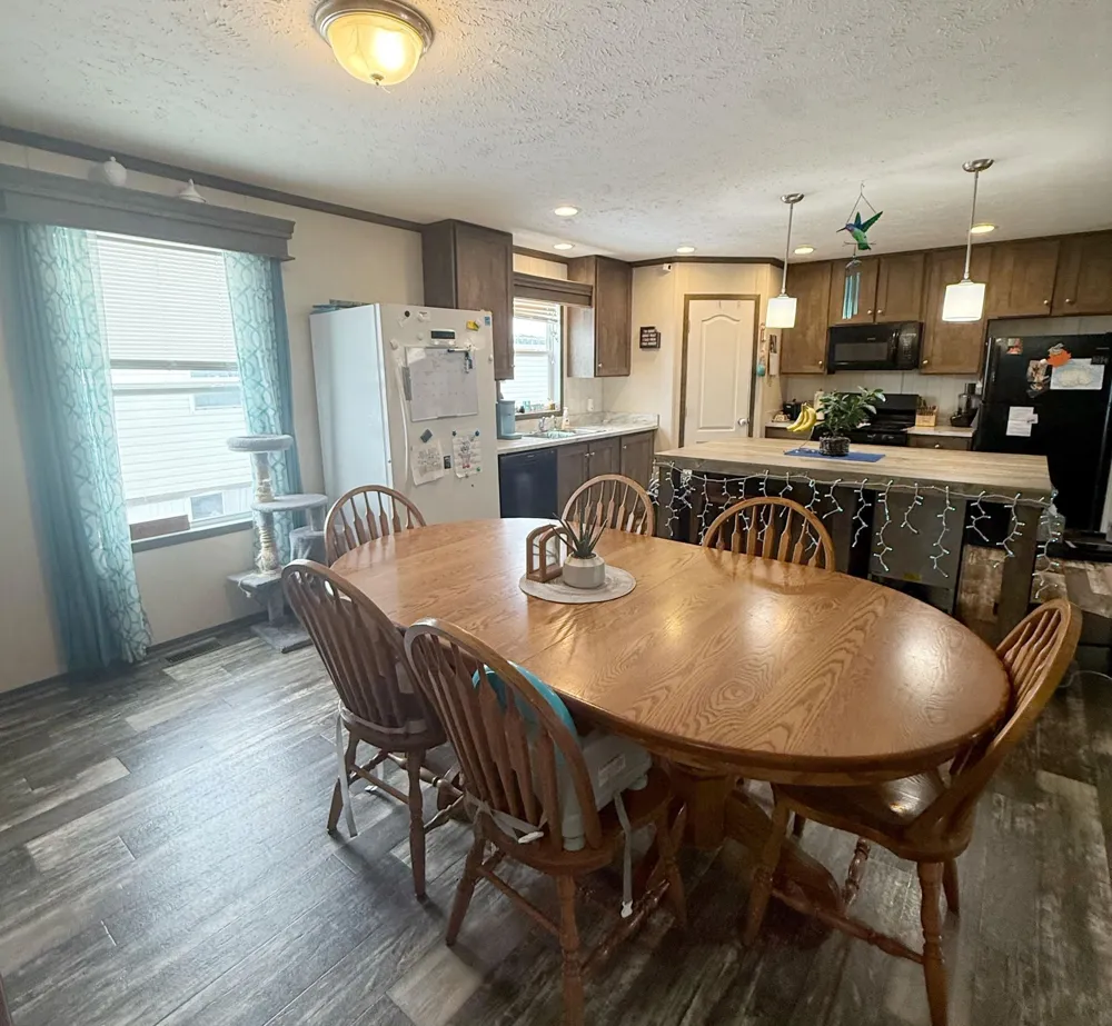 1304 Powder Horn Drive Union Charter Township, MI 48858