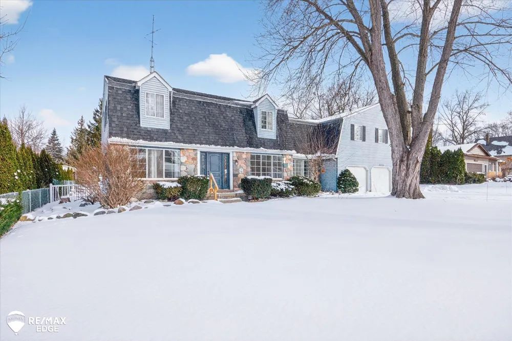 8454 Wesley Drive Flushing Charter Township, MI 48433