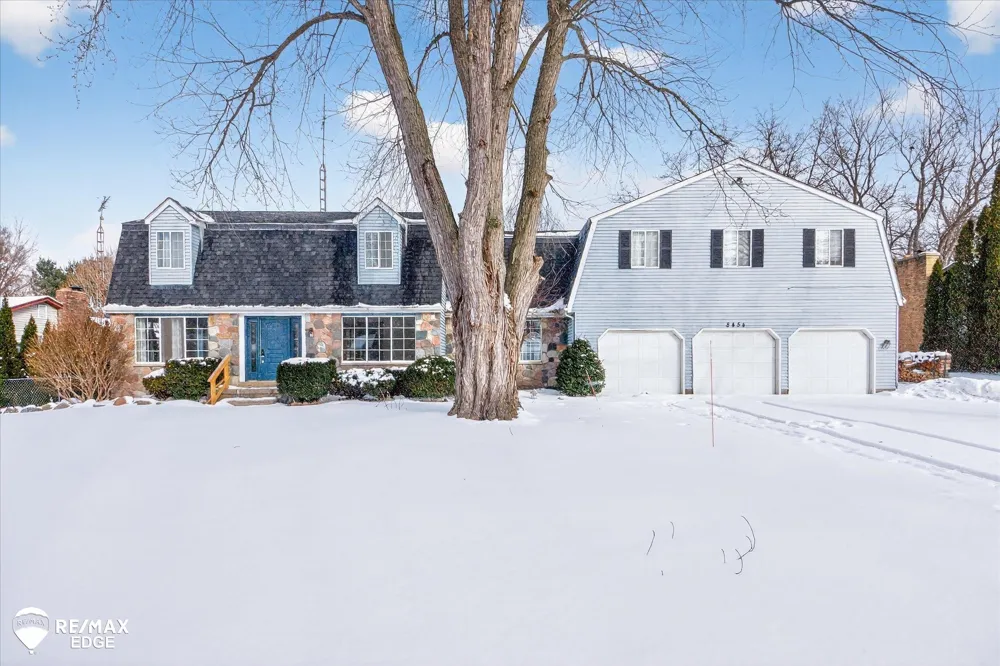 8454 Wesley Drive Flushing Charter Township, MI 48433