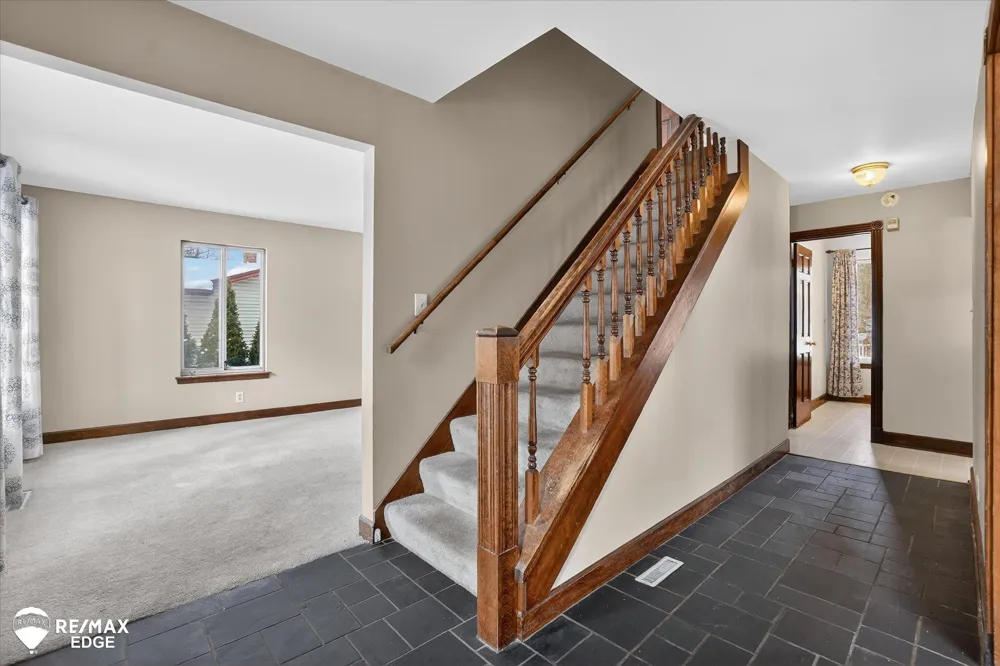 8454 Wesley Drive Flushing Charter Township, MI 48433