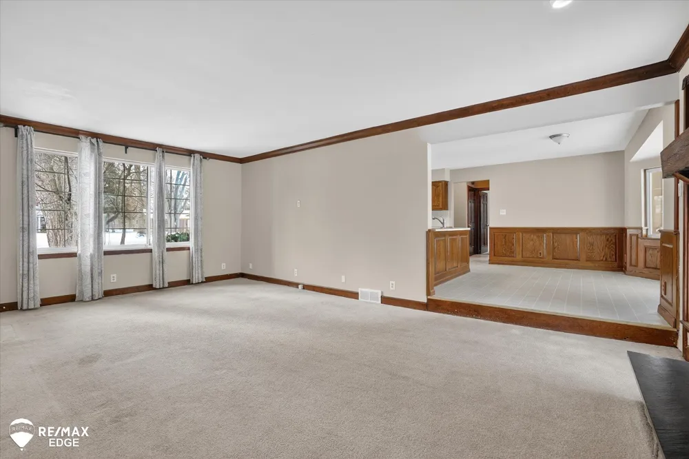 8454 Wesley Drive Flushing Charter Township, MI 48433