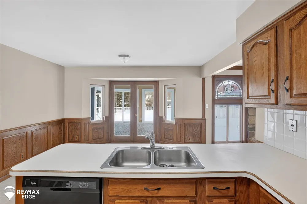 8454 Wesley Drive Flushing Charter Township, MI 48433