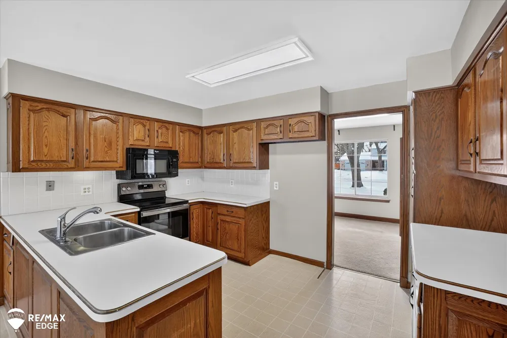 8454 Wesley Drive Flushing Charter Township, MI 48433