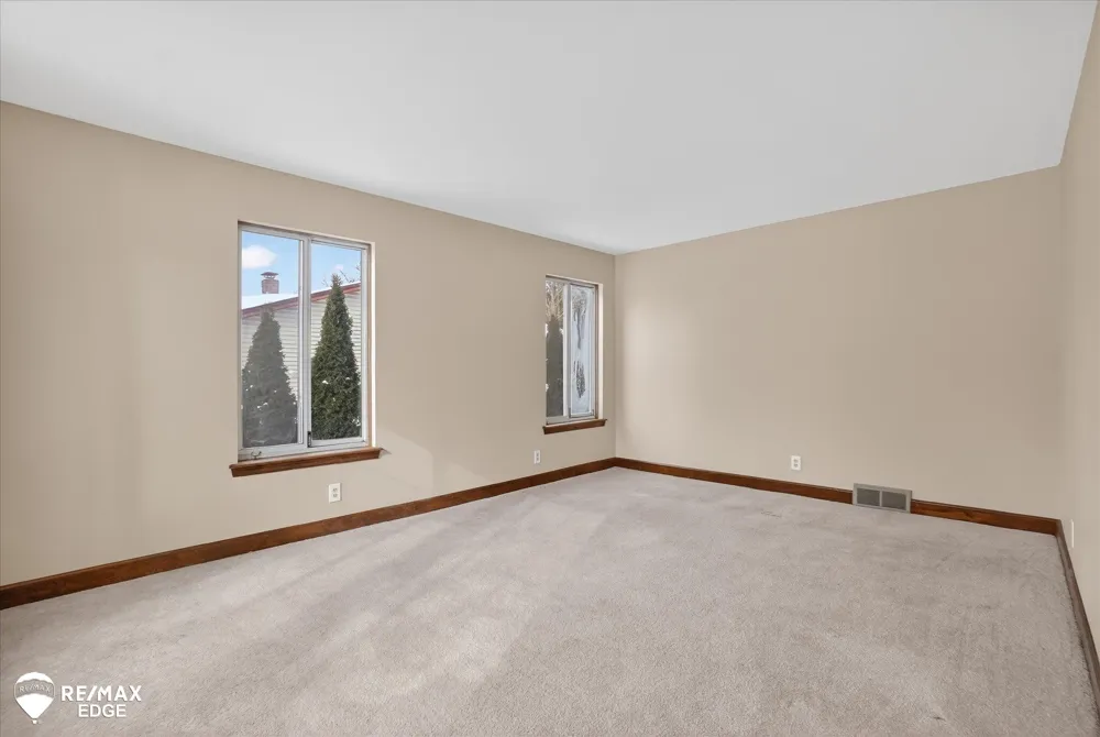 8454 Wesley Drive Flushing Charter Township, MI 48433